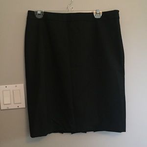 Women’s Ann Taylor Loft pencil skirt siz 8 BLK NWT